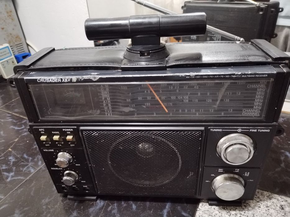 Radio receptor Crusader XK portabil