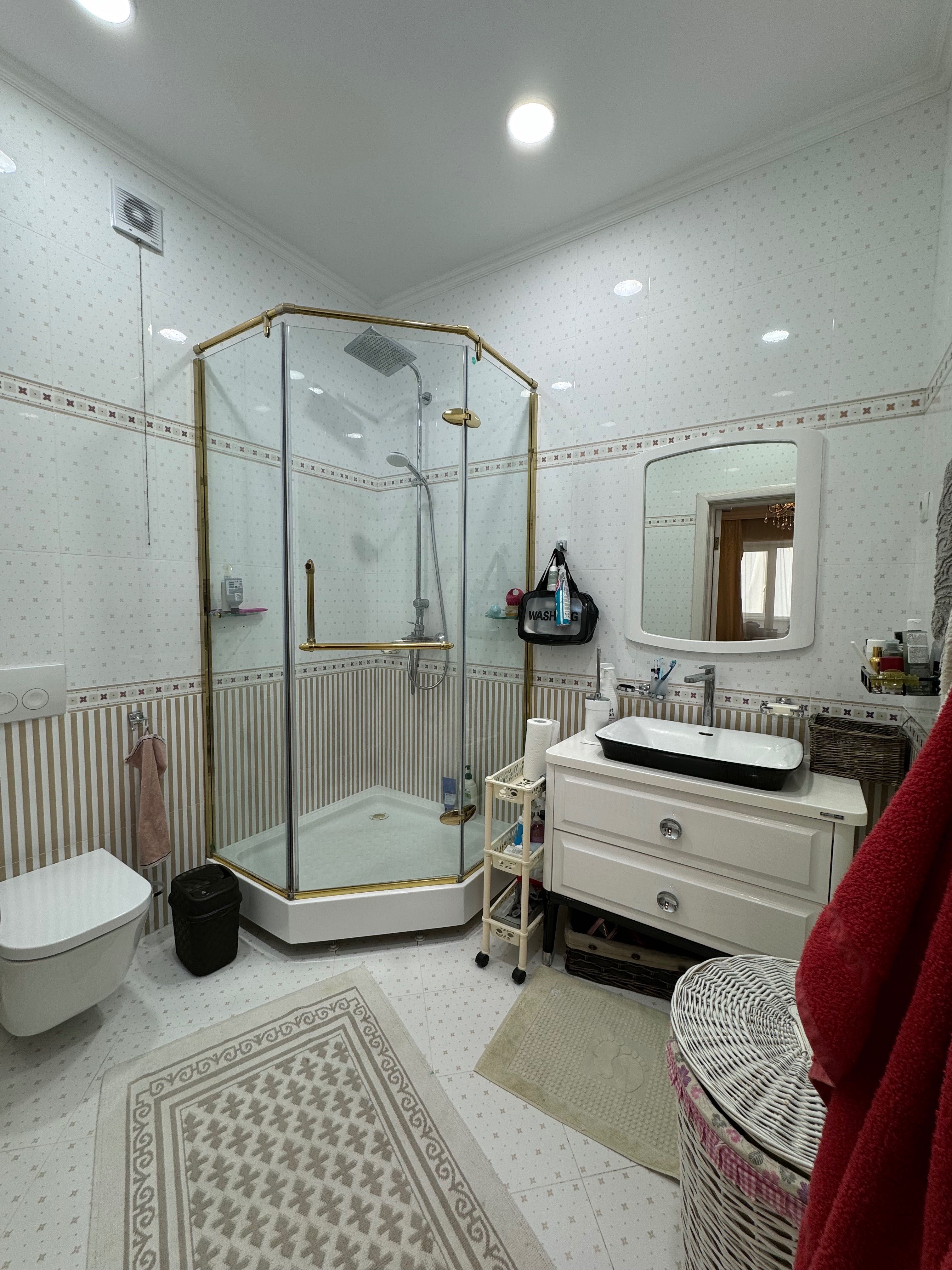 Продам 5-ти комн. квартиру в р.Келешек, Саяжай 376