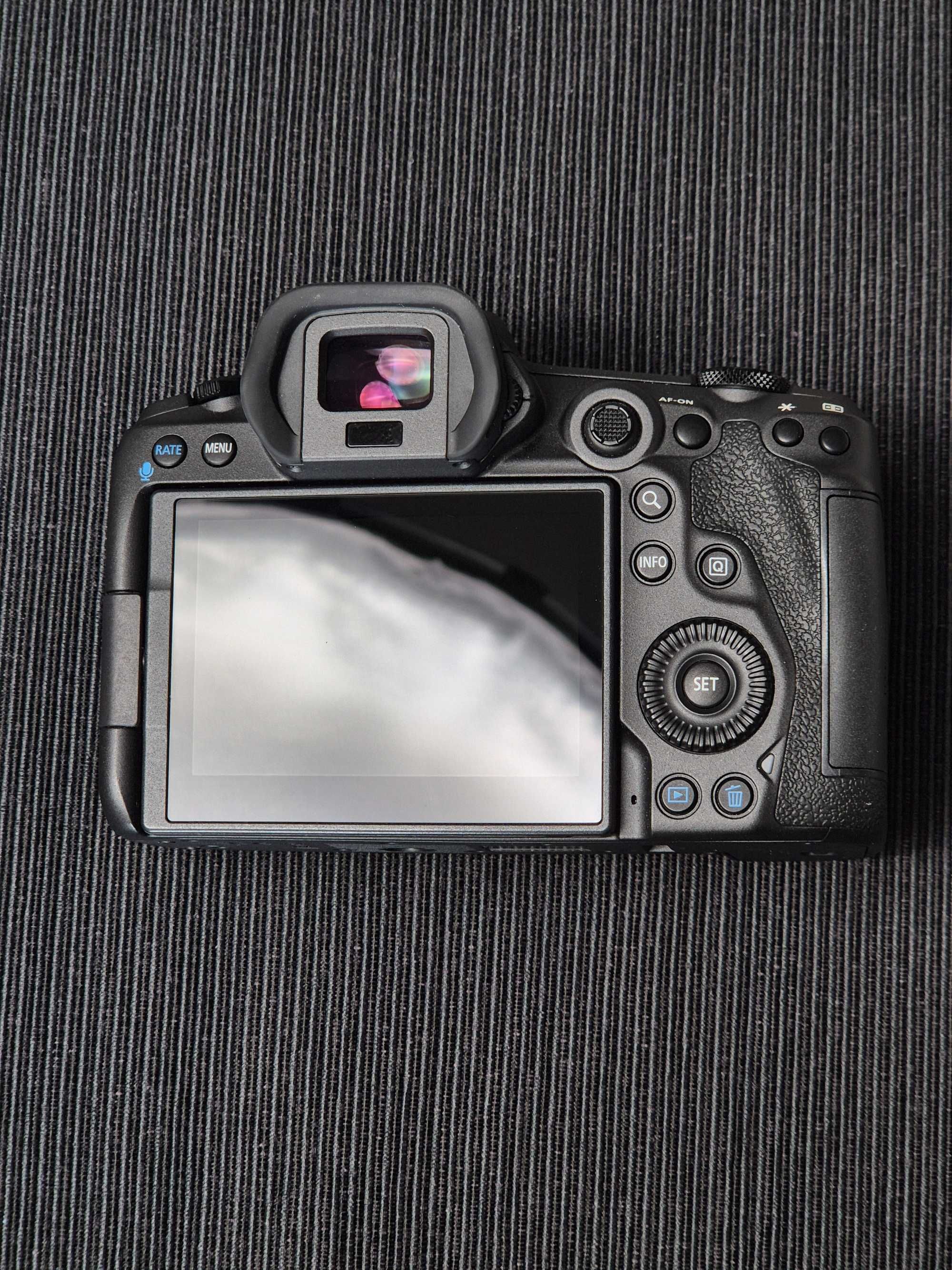Canon R5 Тяло + Екстри