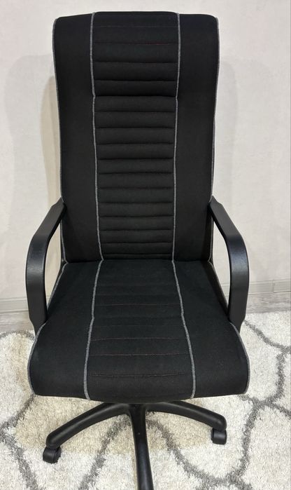 Продам офисное кресло