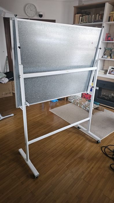 Whiteboard tabla magnetica cu suport 90 x 120 cm