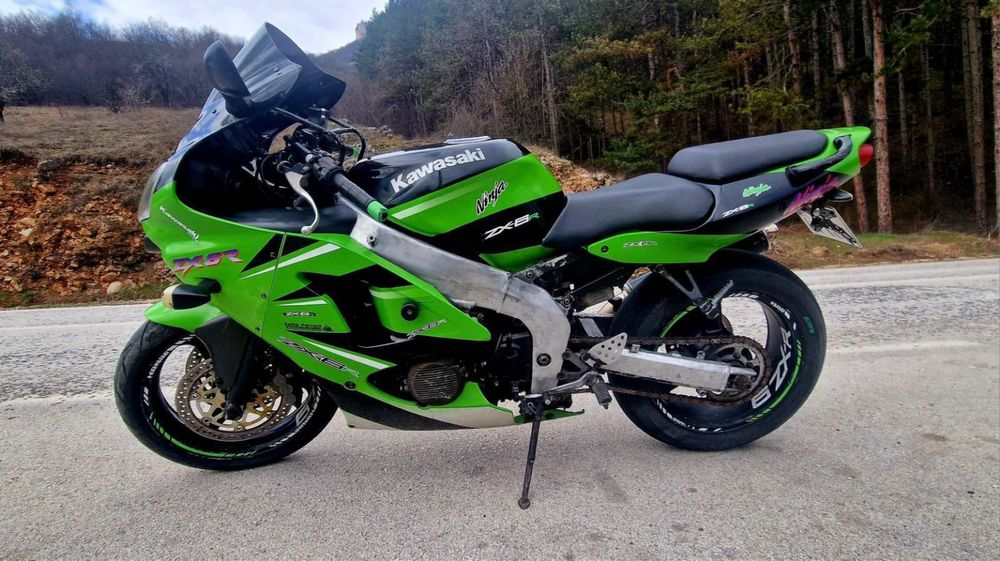 Kawasaki  кавасаки zx6r. 2002г.