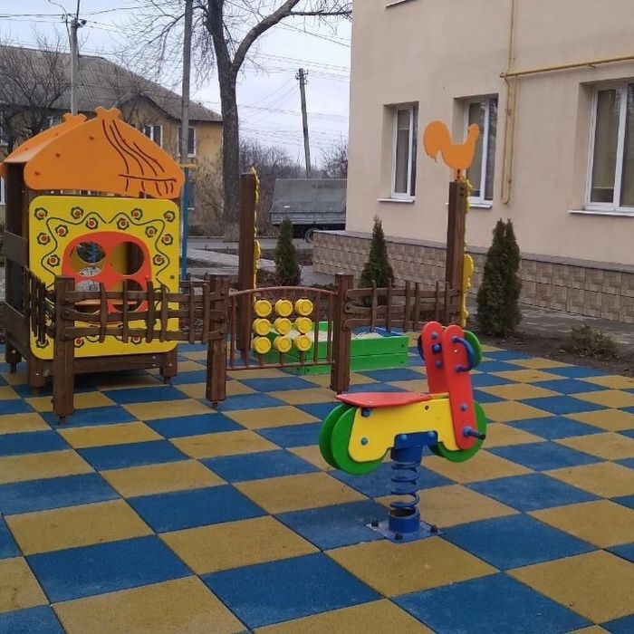 Резиновое покрытие для детского сада и площадки. Rezinovaya plitka dly