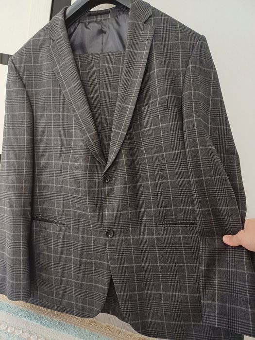 Продам кастюм с брюкой