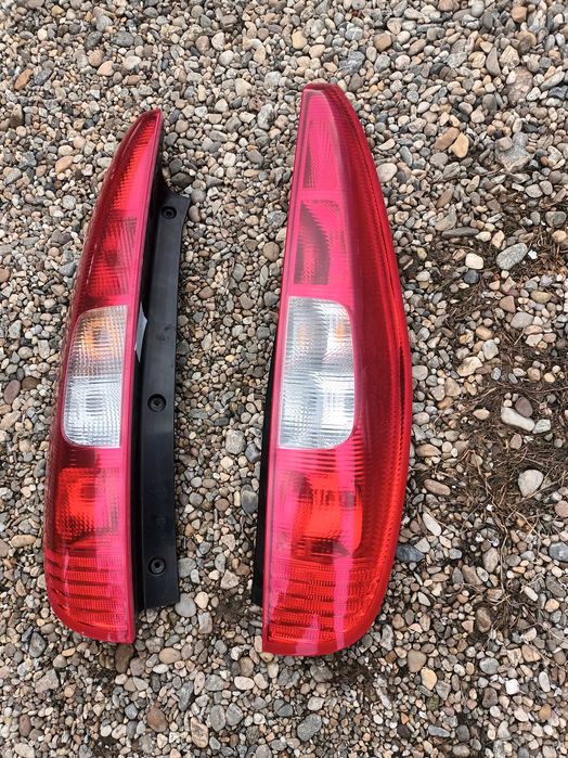 ляв и десен стоп за мицубиши колт 6 MITSUBISHI COLT VI