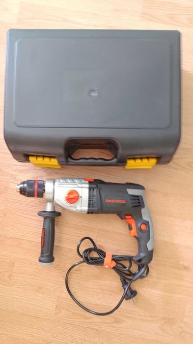 Ударна бормашина Daewoo DAID 1050 с 2 скорости, 1050 W