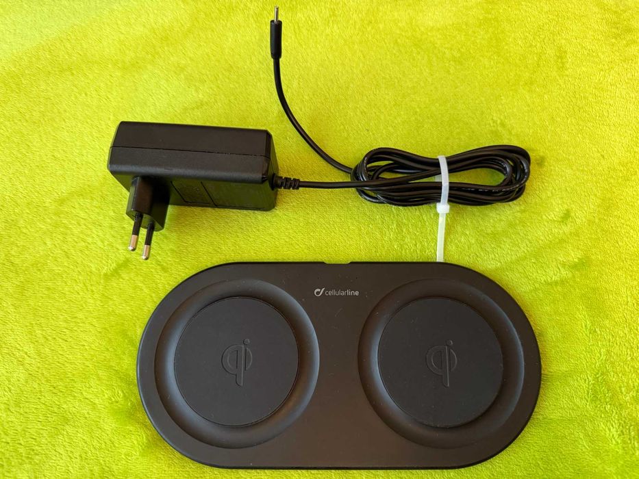 Двойно безжично зарядно; смартфон, часовник, слушалки. Wireless charge