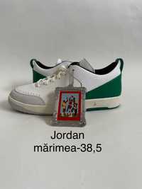 Adidasi Jordan marimea 38,5 noi,originali