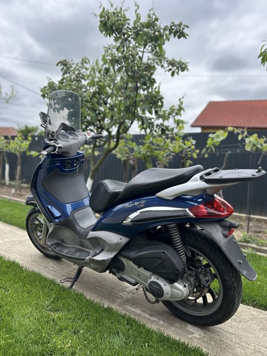 VÂND Piaggio Bevery 250