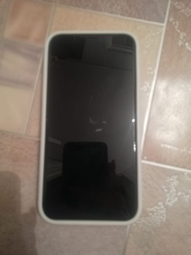 iPhone 11 прадам