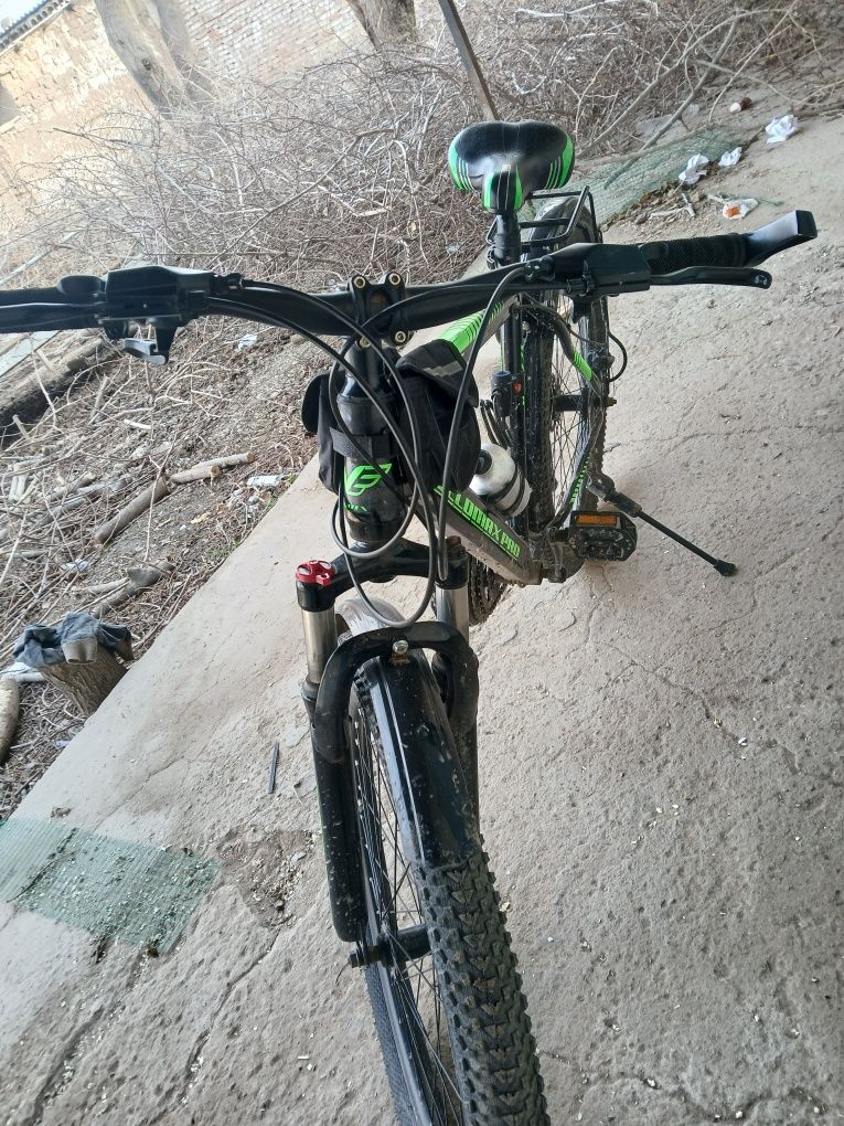 Veloseped sotiladi