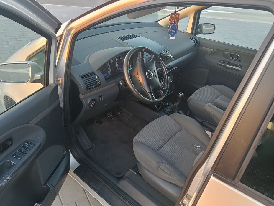 Volkswagen Sharan 1.9 Tdi 116 cp