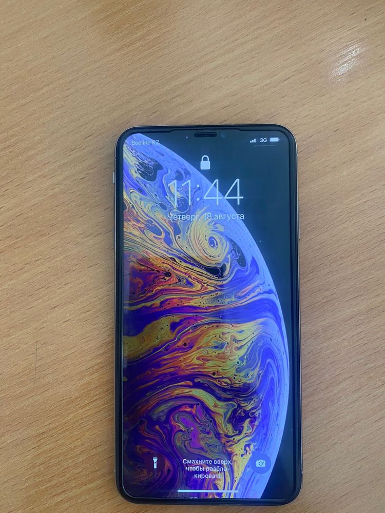 Продам iphone Xs Max