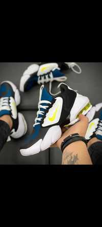 Мужской  кроссовки Nike