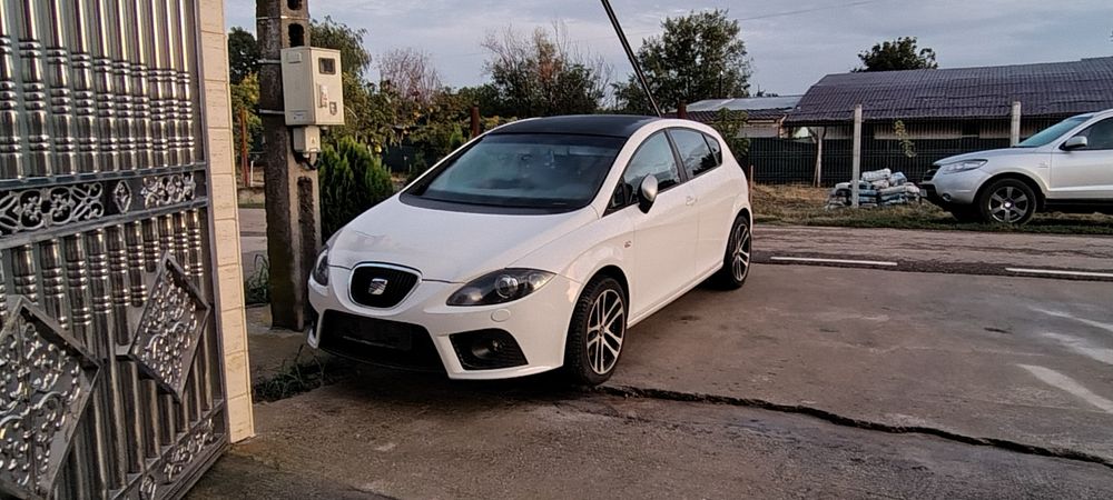 Vând Seat Leon FR sau Schimb