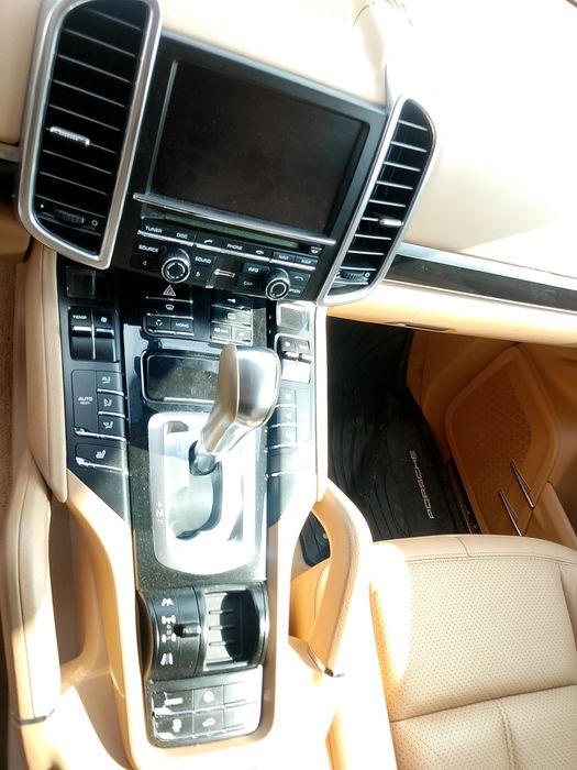 Porsche Cayenne 4.8 S Benzin , автоматик,400 к.с. , 5 броя на части