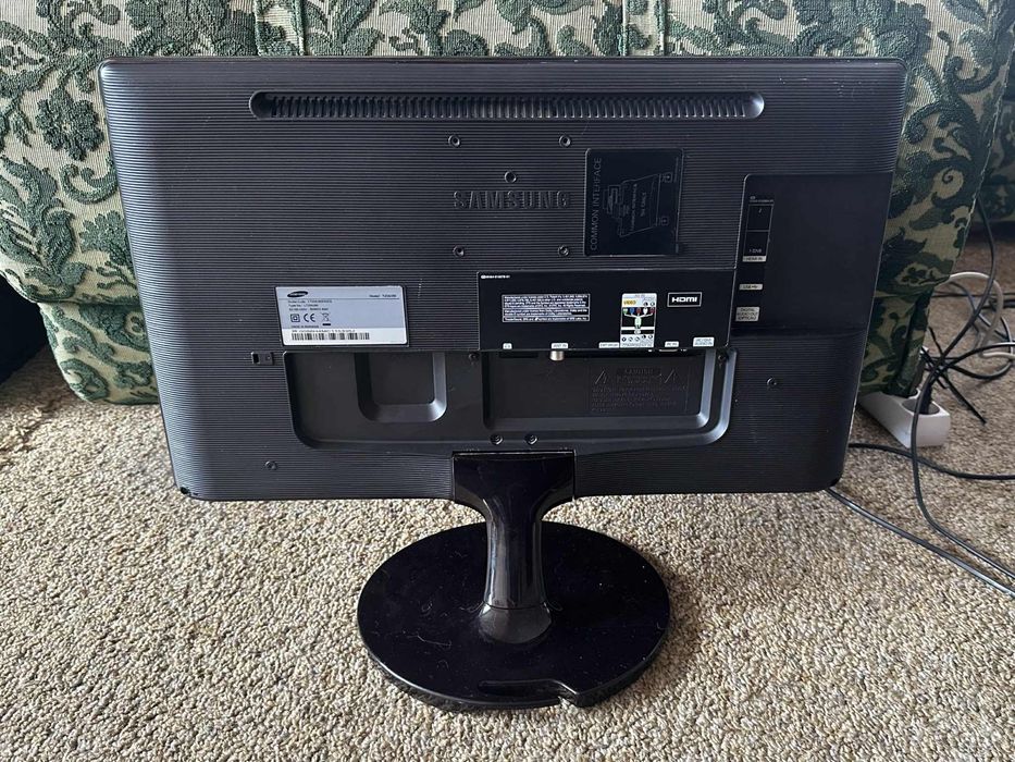 LED TV Samsung 23" - перфектен