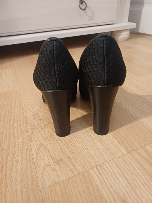 Новые туфли чёрные