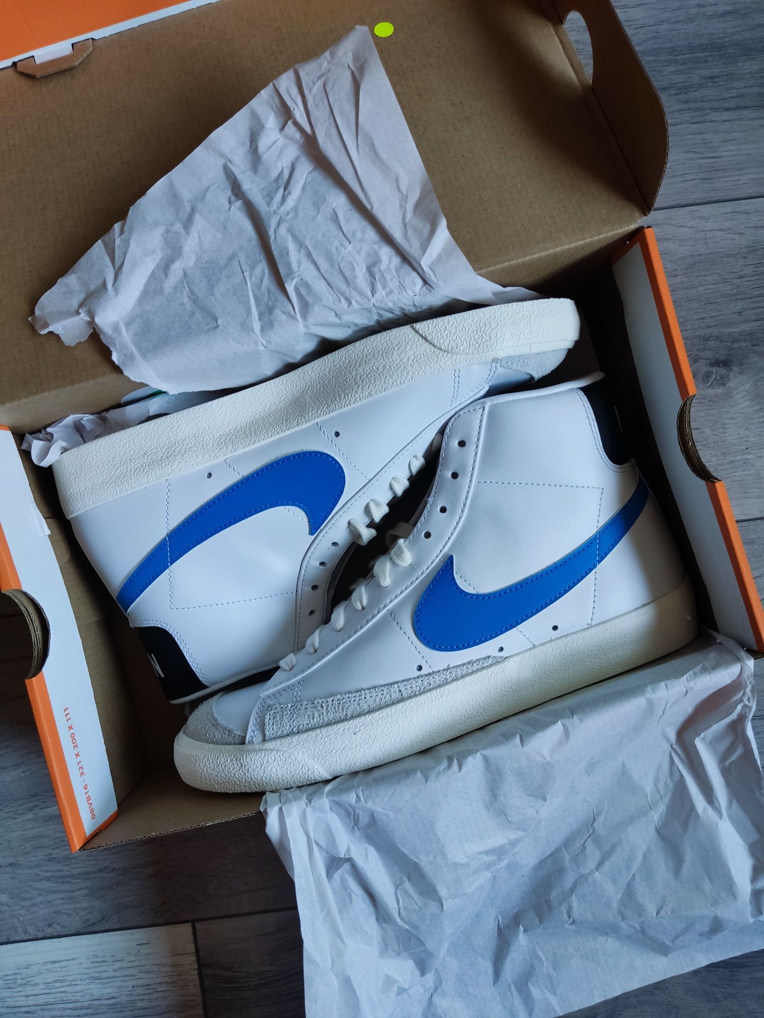 Nike Blazer Mid 77