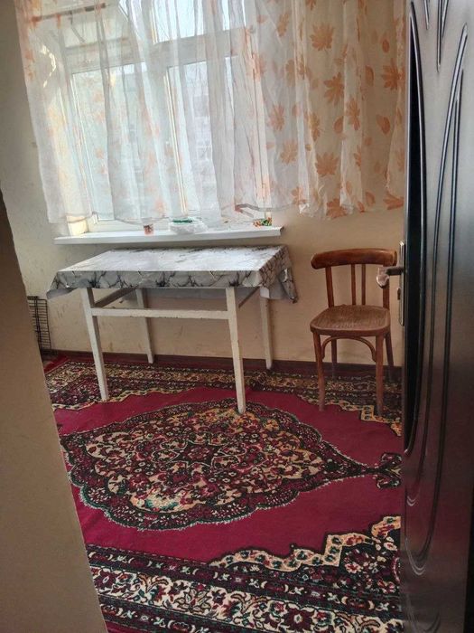 сдается 1 комн квартира  долгосрочно 350$