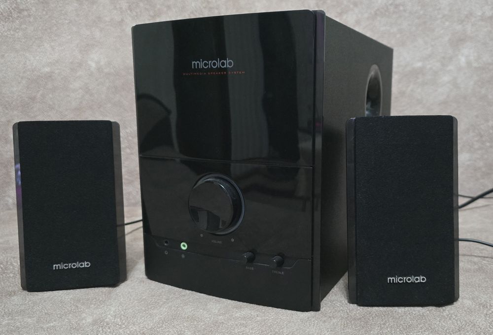 Сабвуфер Microlab M-500 (2.1)