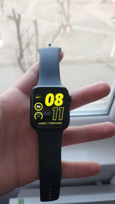 Apple Watch SE gen2 44mm
