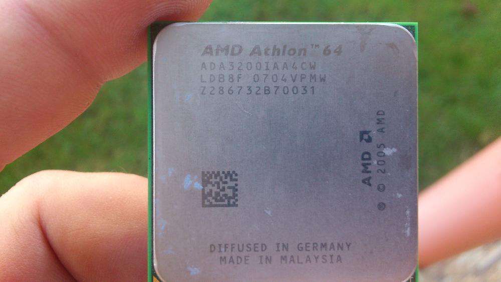 Procesor AMD Sempron 64 3200+ 1.8GHz socket AM2