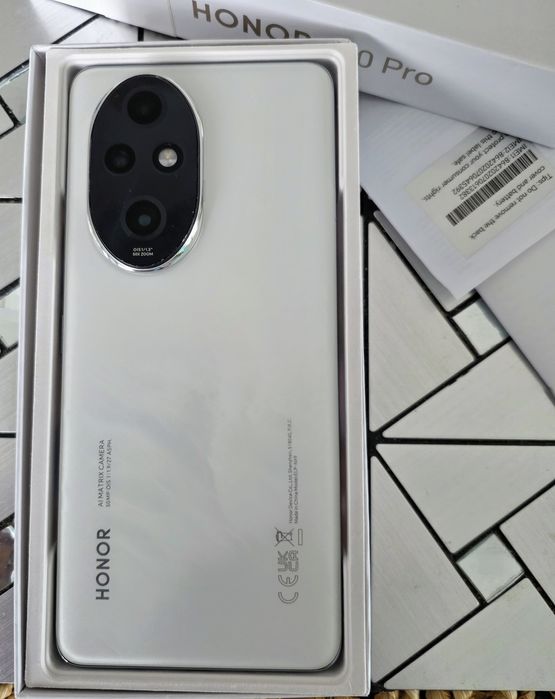 HONOR 200 Pro  бял с гаранция!