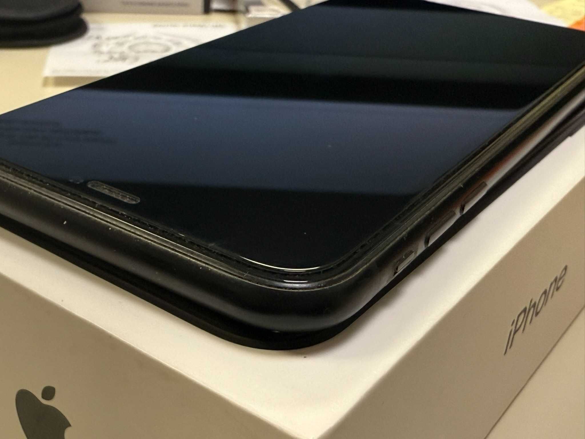 Apple iPhone XR 64GB черен