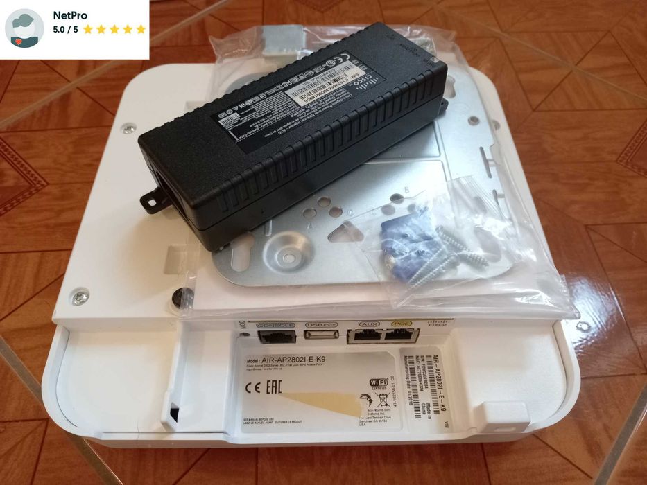 Access Point Wi-Fi CISCO 2802 cu injector PoE