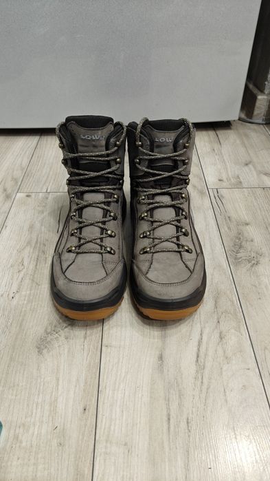 Lowa mărimea 44.5