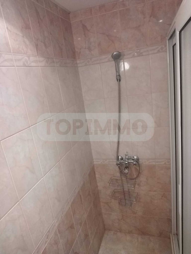 Дава се под наем Тристаен апартамент в Варна, Лятно кино Тракия - 80 кв.м за 600 € - Снимка #6