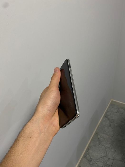 Samsung  S10e с горантией