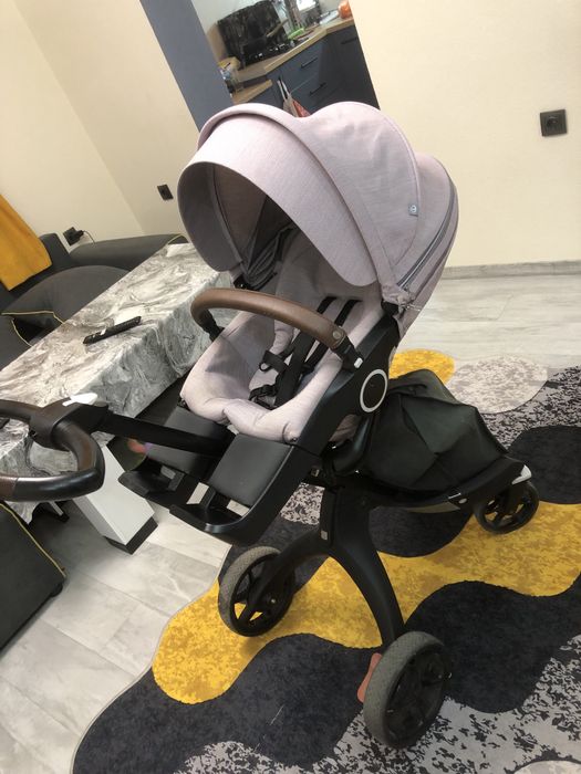 Бебешка количка stokke