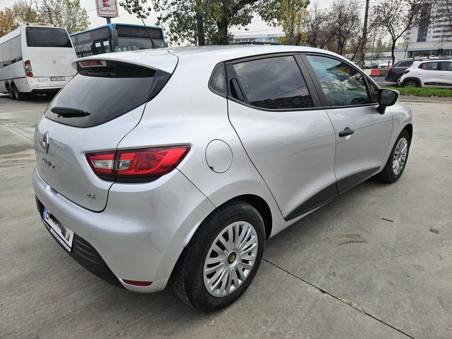 Vand Renault Clio 1.5 diesel /  2017 / navigatie / camera