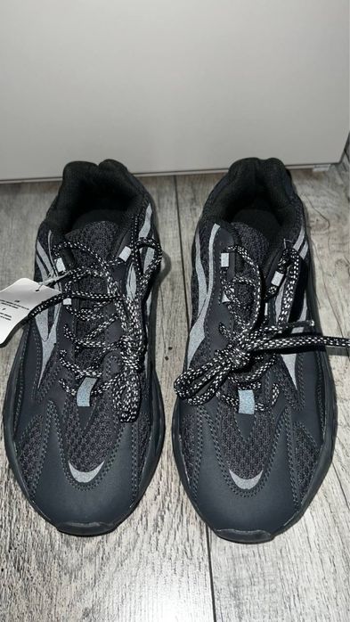 Мужские адидас изики