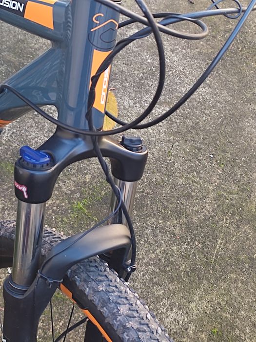 Планински велосипед 29 "