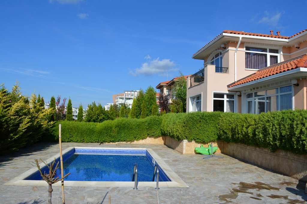 Продава се Къща в с. Кошарица, Област Бургас - 150 кв.м за 1334 €/кв.м - Снимка #2