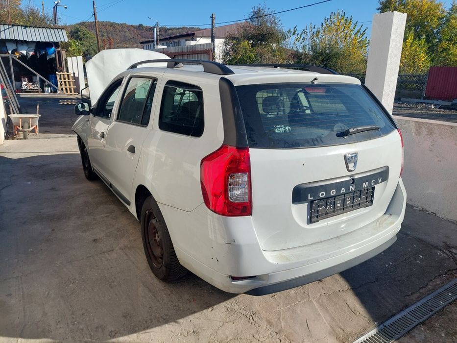 Dezmembrez logan MCV 1.2 euro 6 cu aer conditional