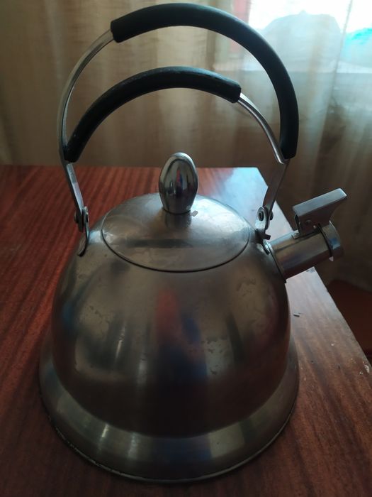 Чайник со свистоком