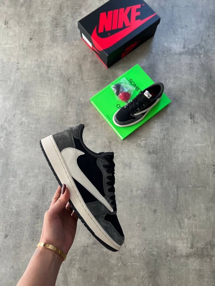 Air Jordan 1  Low Travis Scott Dark Grey