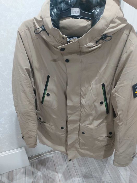 Зимняя куртка . Теплая