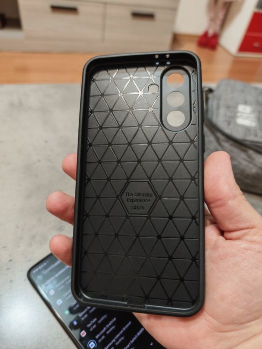 Подарявам кейс за samsung a56 5g