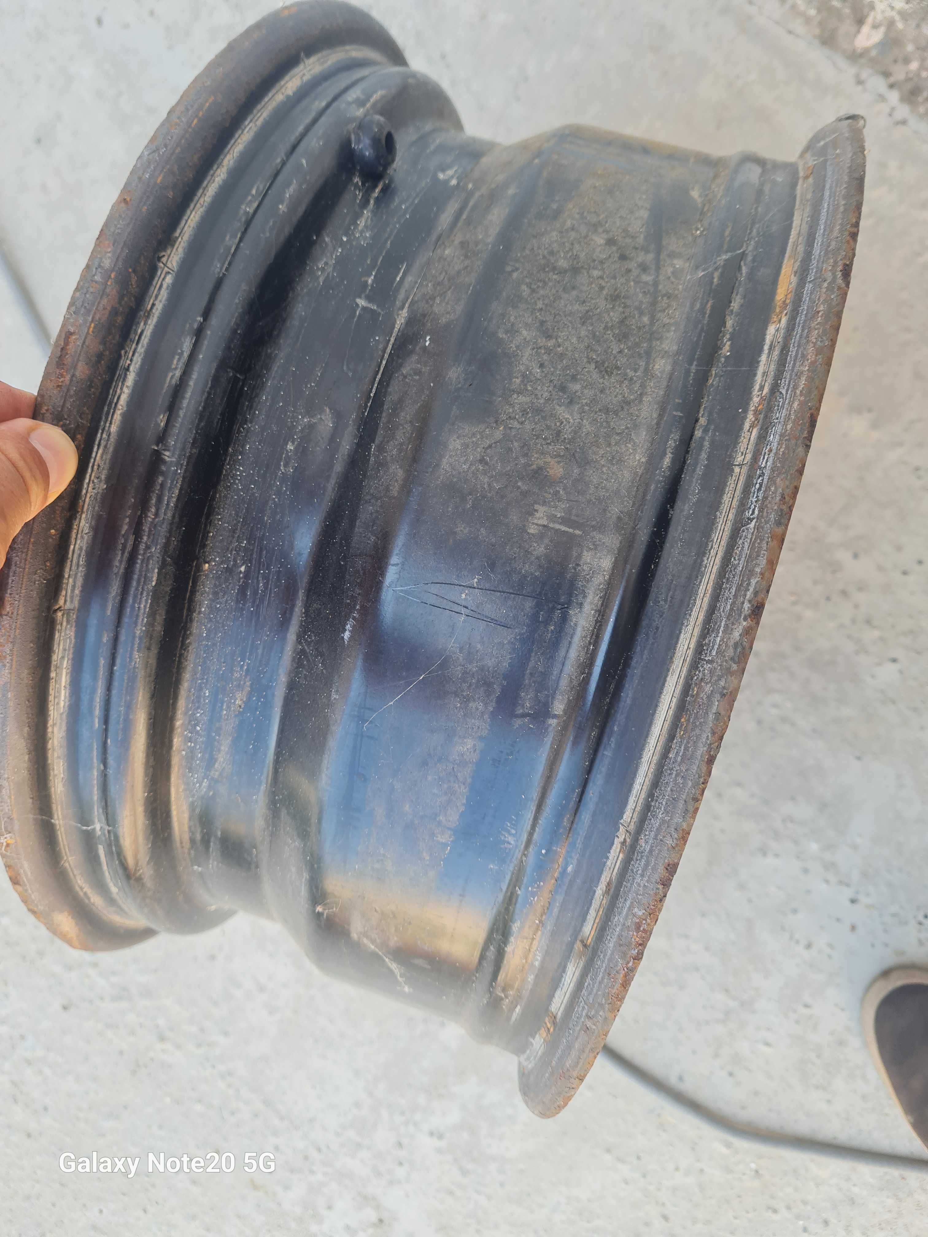 Vand 1 janta si 1 cauciuc nou Michelin primacy 3