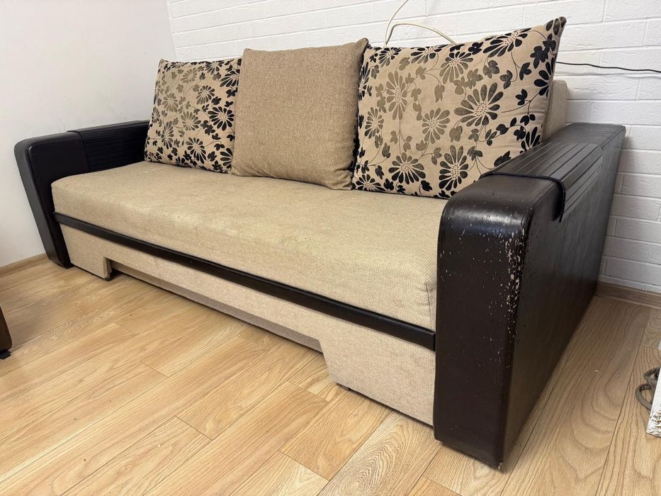 Vand canapea extensibila