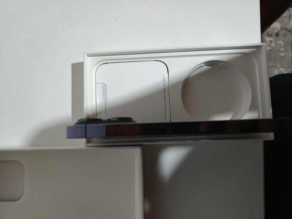 Iphone 14 pro deep purple