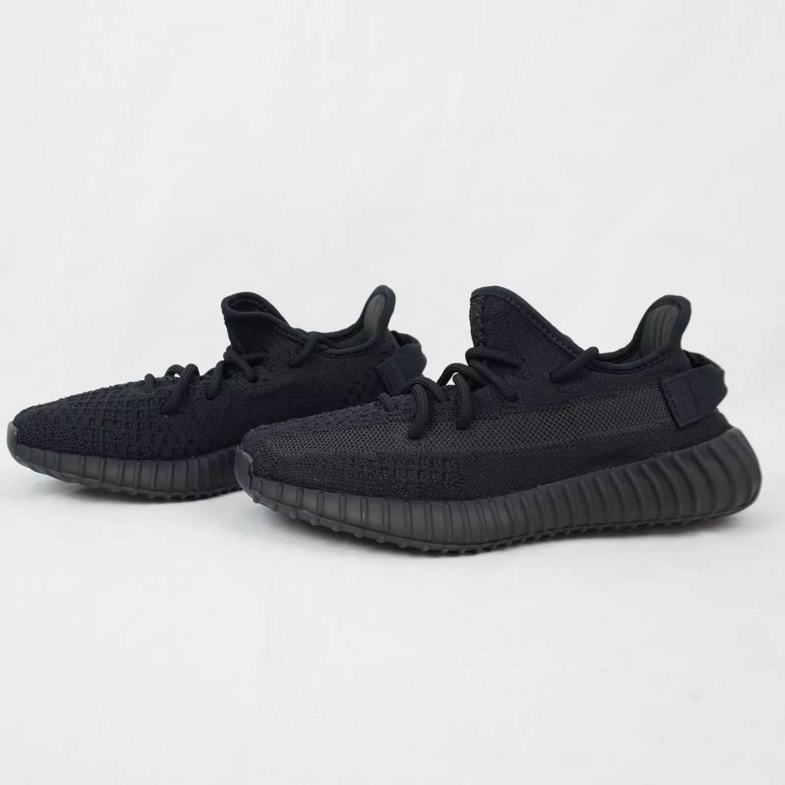 Adidas Yeezy Boost 350 V2 Black Onyx Unisex