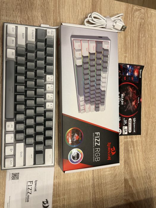 Tastatura mecanica gaming Redragon FIZZ RGB