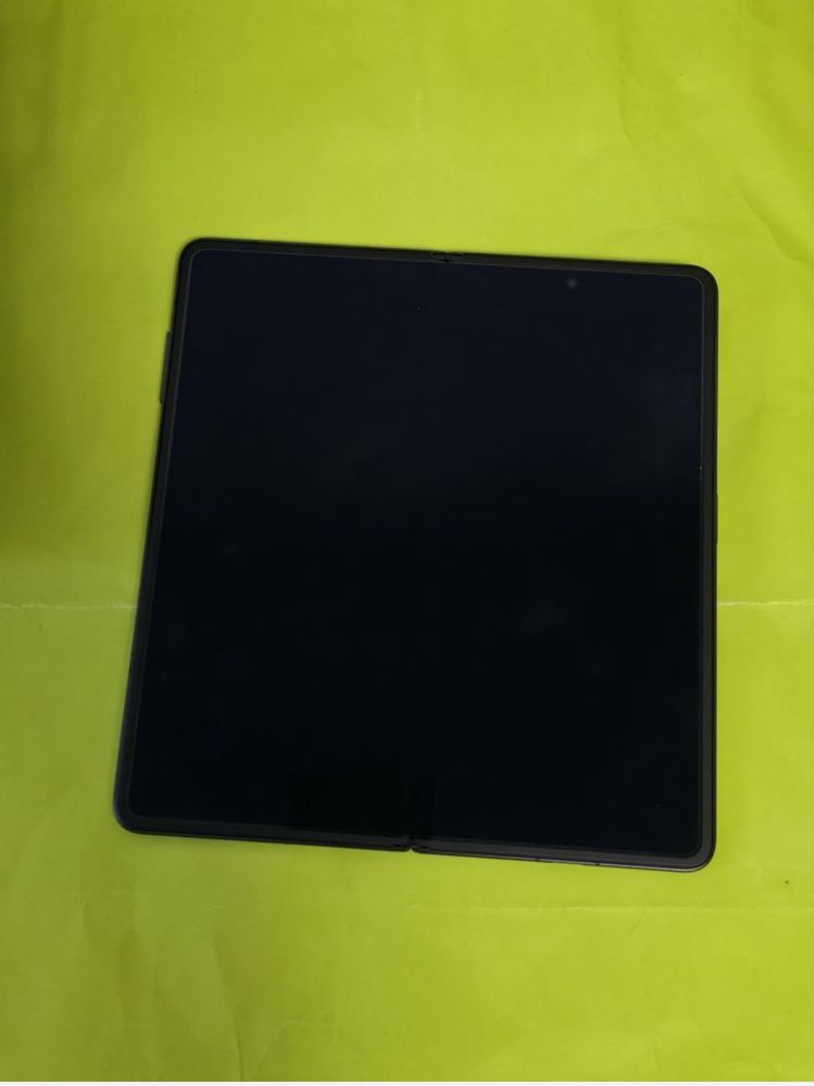 КАТО НОВ 512GB Honor Magic V3 Yettel Гаранция 2027г. Black / Черен v 3