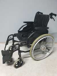 Carucior pliabil/fotoliu rulant pentru persoane cu dizabilitati.045
